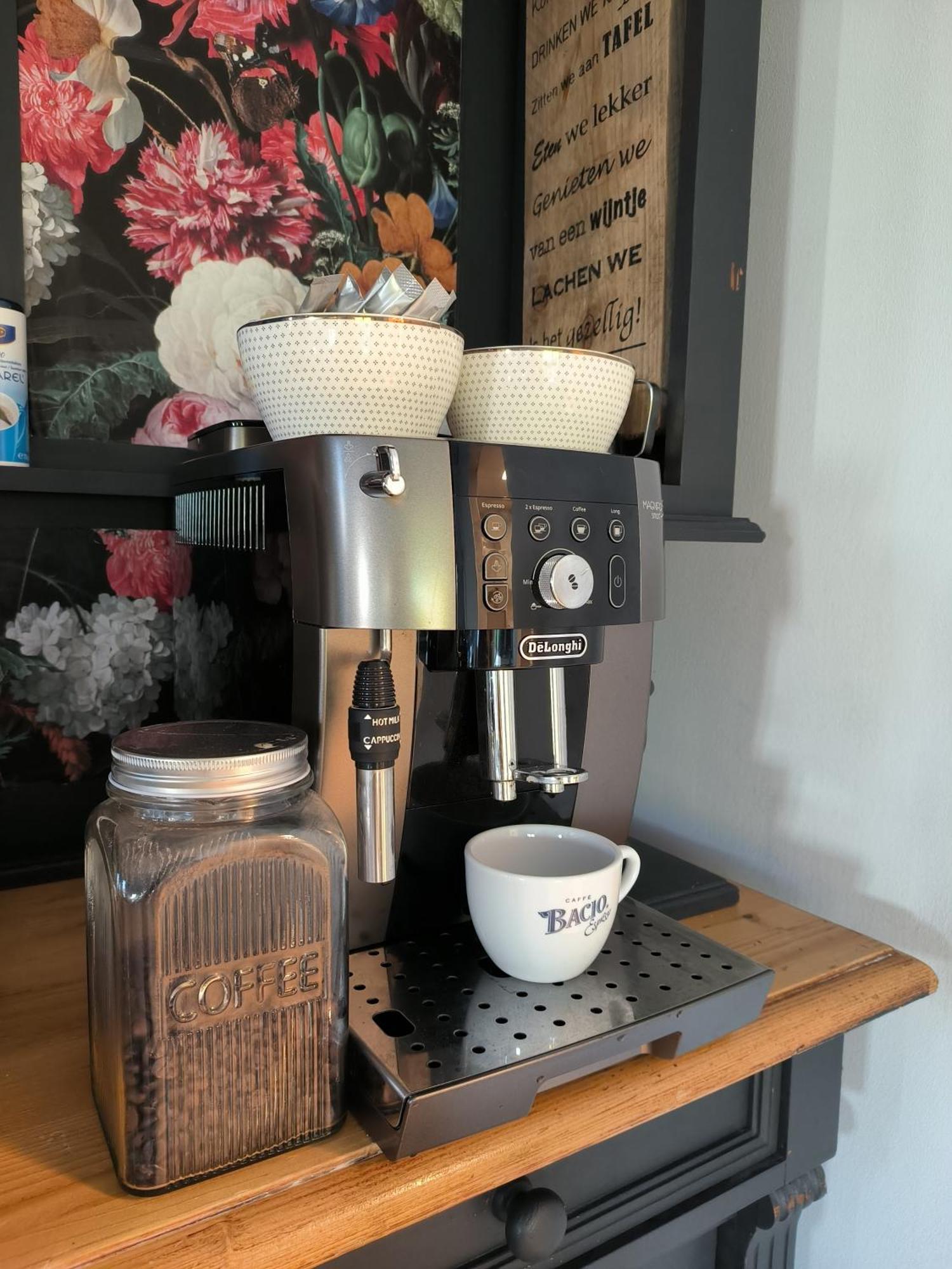 Mariafarm Bed & Breakfast Zevenbergen Bagian luar foto