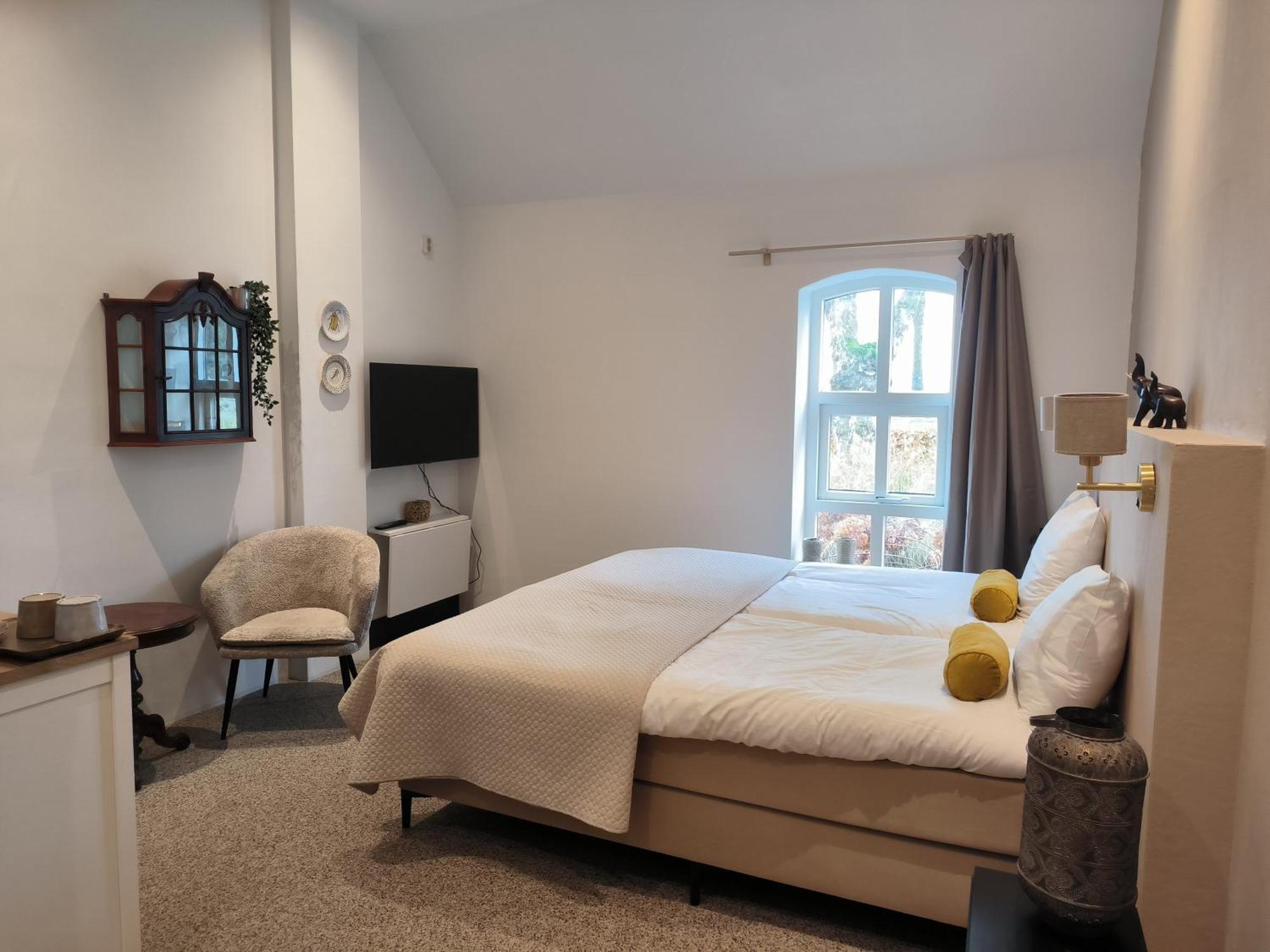 Mariafarm Bed & Breakfast Zevenbergen Bagian luar foto